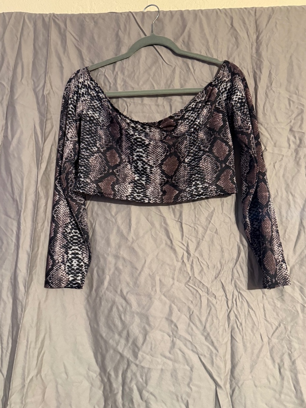 Crop top